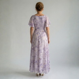 Olívia - Vestido Midi com Mangas Esvoaçantes