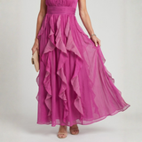 Matilde - Vestido Maxi com Decote Alto e Camadas de Renda
