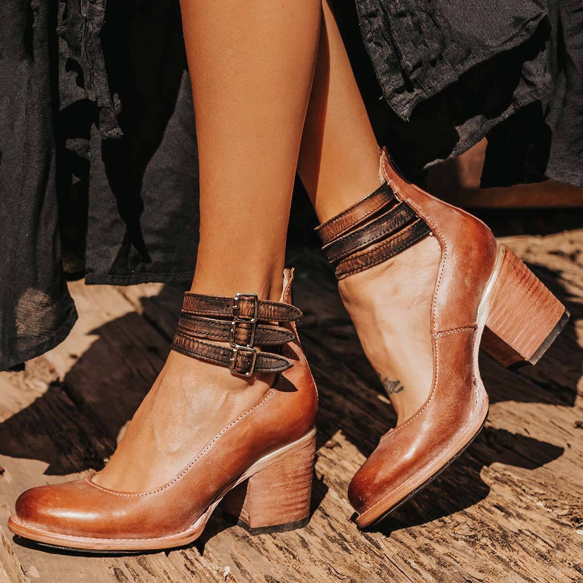 Mariana - Sapatos de Salto com Fivela
