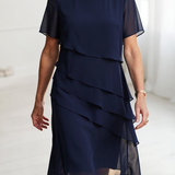 Lara – Vestido elegante fluido com volantes
