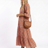 Cláudia - Vestido Midi em Camadas com Decote em V e Padrão Geométrico