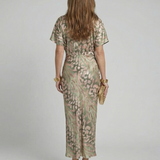 Bruna - Vestido Midi com Decote em V e Cintura Envolvente