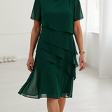 Lara – Vestido elegante fluido com volantes