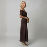 Filipa - Vestido Midi com Ombros de Fora