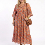 Cláudia - Vestido Midi em Camadas com Decote em V e Padrão Geométrico