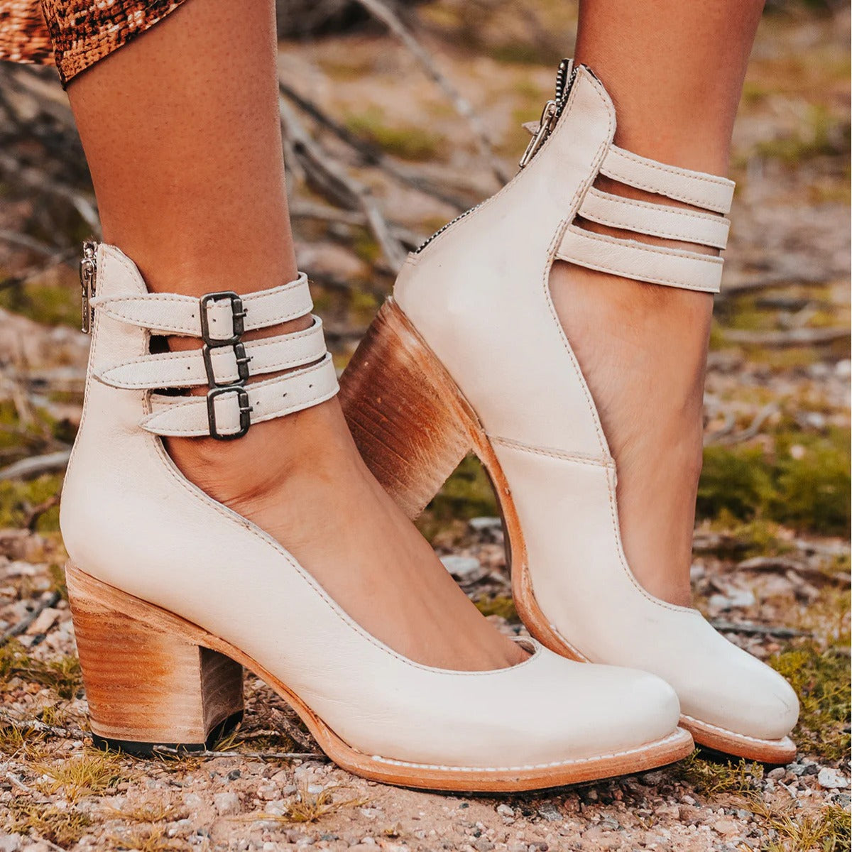 Mariana - Sapatos de Salto com Fivela