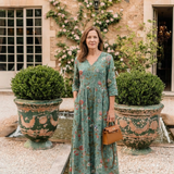 Flávia - Vestido Maxi com Decote em V e Mangas Três Quartos