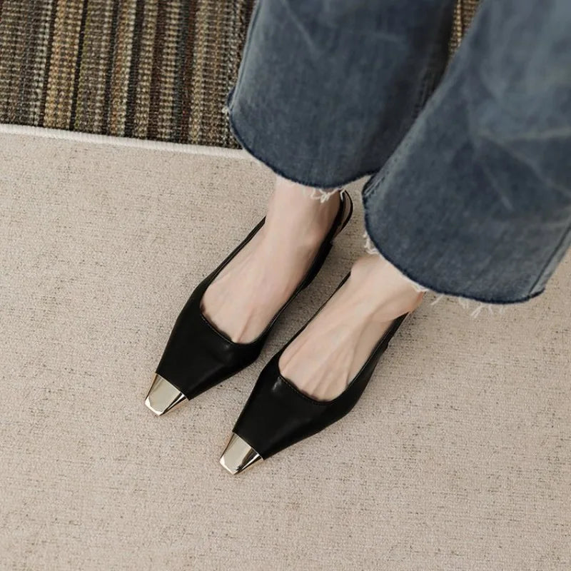 Noémia - Sapatos Slingback com Bico Fino