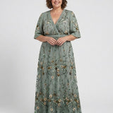 Eva - Vestido Maxi Floral com Decote em V e Mangas Curtas